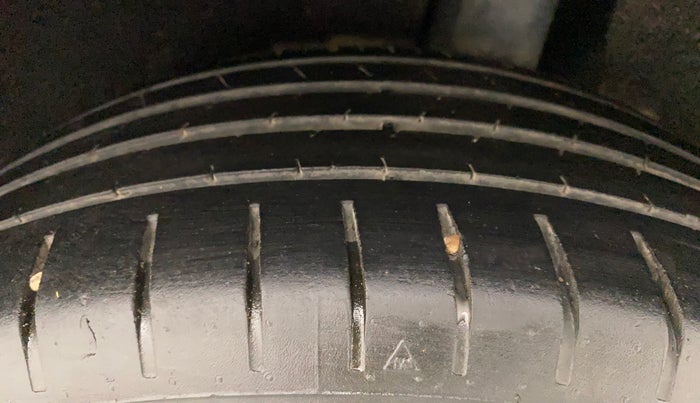 2016 Maruti Baleno ZETA PETROL 1.2, Petrol, Manual, 30,423 km, Left Rear Tyre Tread