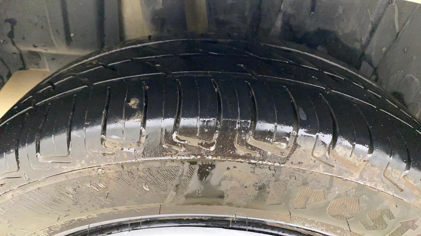 2021 Maruti Ertiga VXI SHVS, Petrol, Manual, 75,010 km, Right Rear Tyre Tread