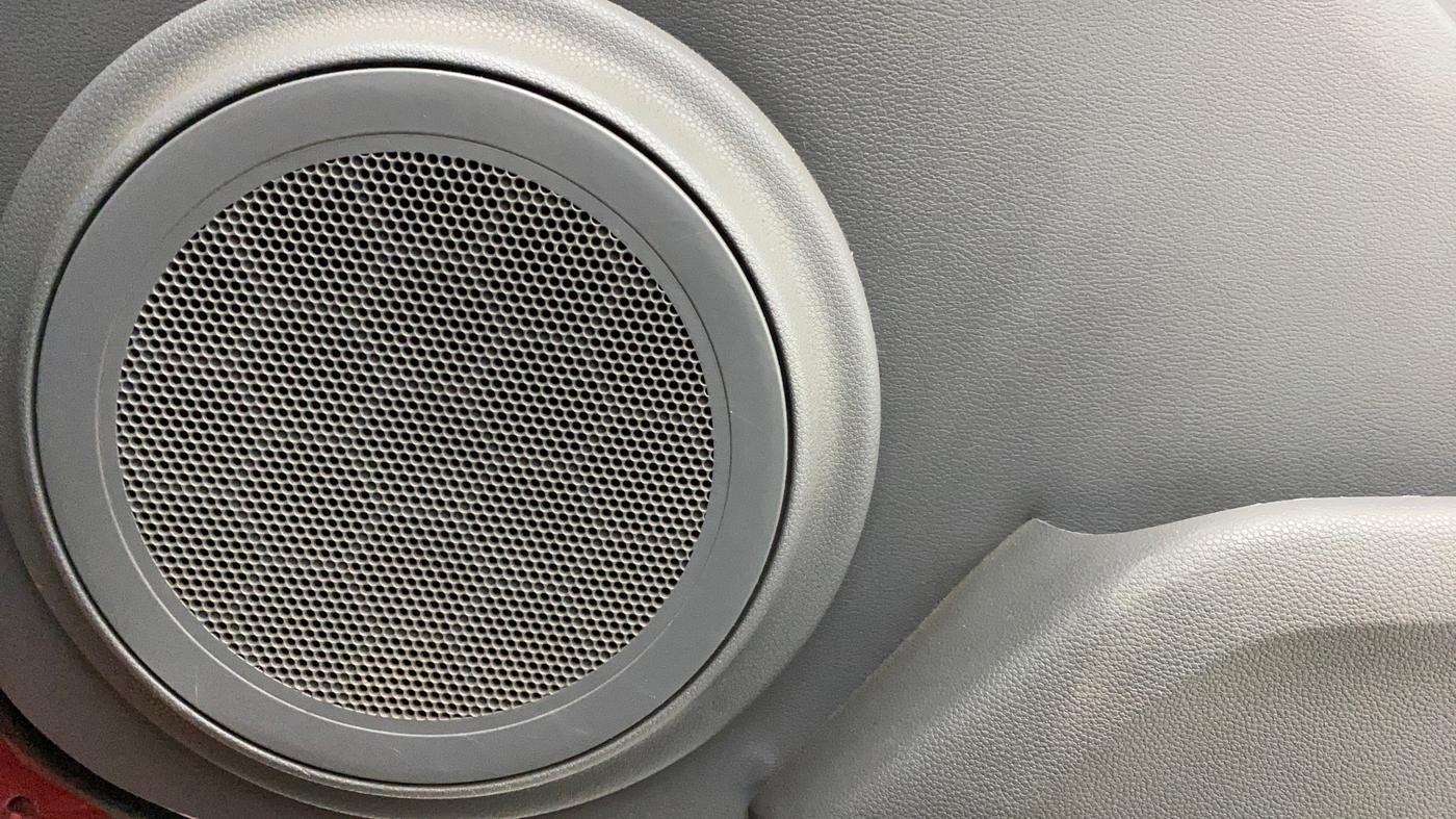 2015 Maruti Alto 800 LXI, Petrol, Manual, 27,128 km, Speaker