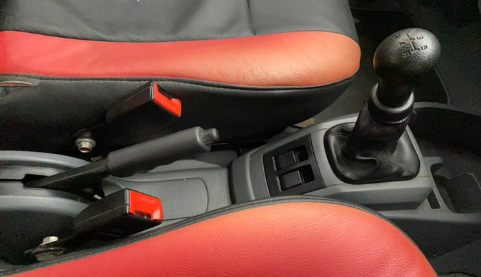 2015 Maruti Alto 800 LXI, Petrol, Manual, 27,128 km, Gear Lever
