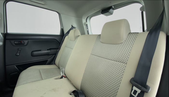 2020 Maruti New Wagon-R LXI 1.0 L, Petrol, Manual, 4,921 km, Right Side Rear Door Cabin