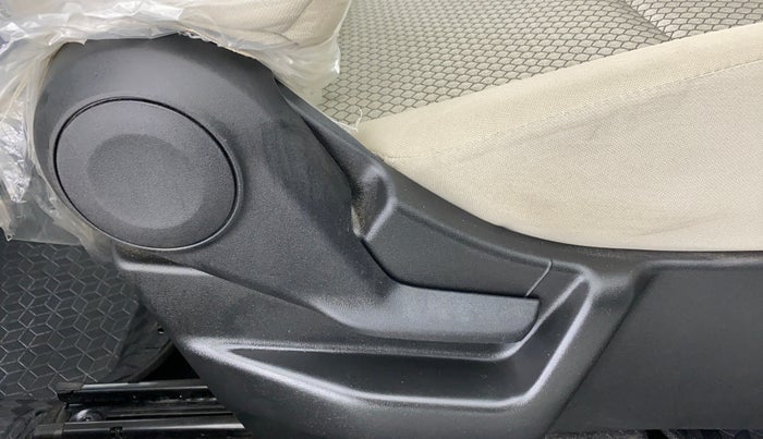 2020 Maruti New Wagon-R LXI 1.0 L, Petrol, Manual, 4,921 km, Driver Side Adjustment Panel
