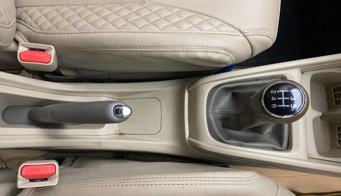 2021 Maruti Ertiga ZXI+ SHVS, Petrol, Manual, 89,655 km, Gear Lever