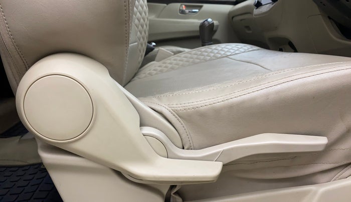 2021 Maruti Ertiga ZXI+ SHVS, Petrol, Manual, 89,655 km, Driver Side Adjustment Panel