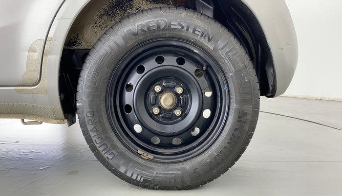 2013 Maruti Ritz VXI, Petrol, Manual, 61,753 km, Left Rear Wheel