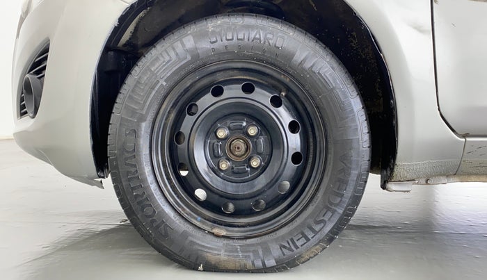 2013 Maruti Ritz VXI, Petrol, Manual, 61,753 km, Left Front Wheel