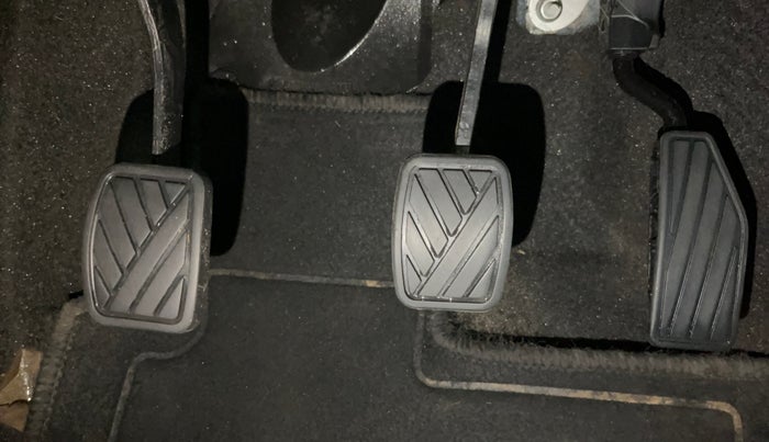 2022 Maruti New Wagon-R VXI CNG 1.0, CNG, Manual, 23,371 km, Pedals