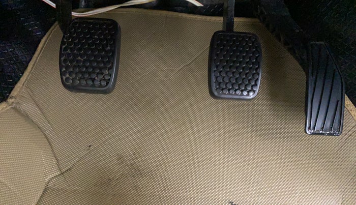 2021 Maruti Alto LXI, Petrol, Manual, 67,805 km, Pedals