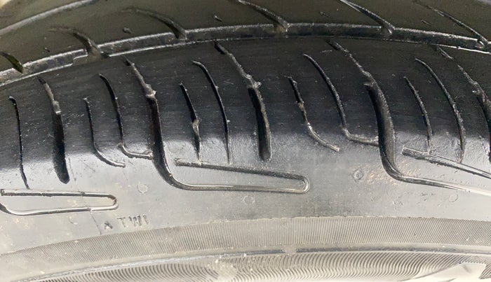 2021 Maruti Alto LXI, Petrol, Manual, 67,805 km, Left Rear Tyre Tread