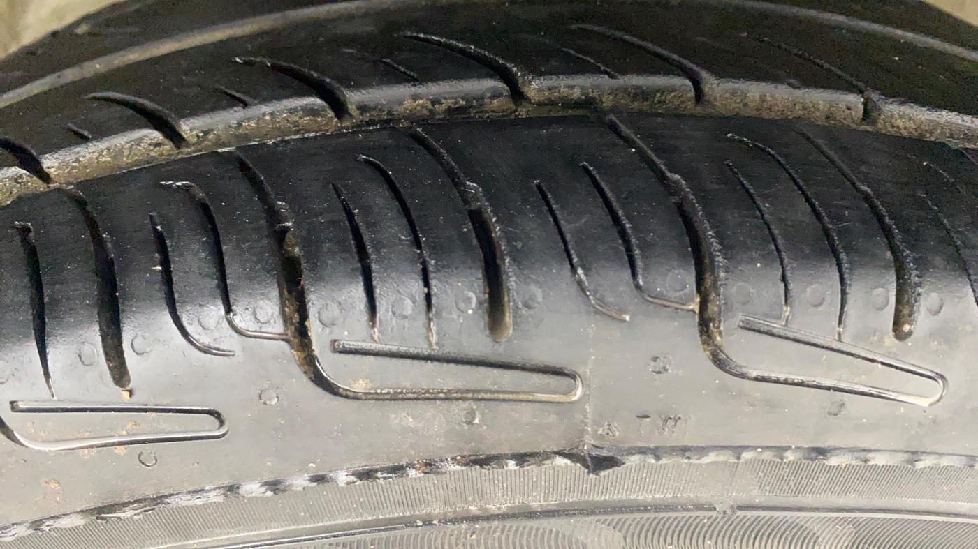 2021 Maruti Alto LXI, Petrol, Manual, 67,805 km, Right Front Tyre Tread