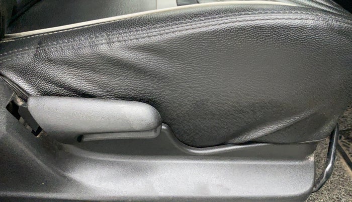 2019 Maruti Vitara Brezza VDI, Diesel, Manual, 51,765 km, Driver Side Adjustment Panel