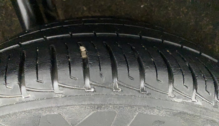 2019 Maruti Vitara Brezza VDI, Diesel, Manual, 51,765 km, Right Rear Tyre Tread
