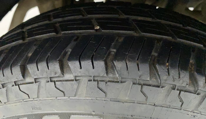 2019 Maruti Alto 800 LXI, Petrol, Manual, 23,204 km, Right Rear Tyre Tread