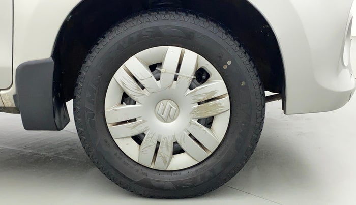 2019 Maruti Alto 800 LXI, Petrol, Manual, 23,204 km, Right Front Wheel