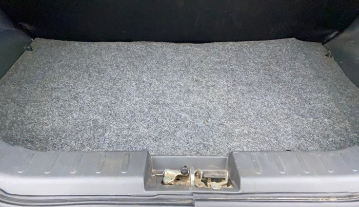 2019 Maruti Alto 800 LXI, Petrol, Manual, 23,204 km, Boot Inside