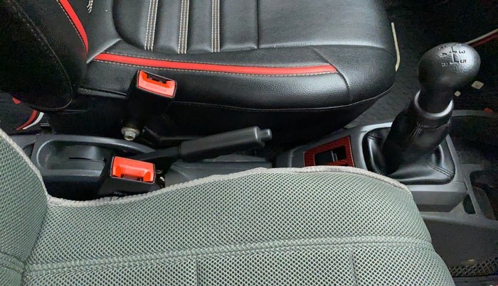 2019 Maruti Alto 800 LXI, Petrol, Manual, 23,204 km, Gear Lever