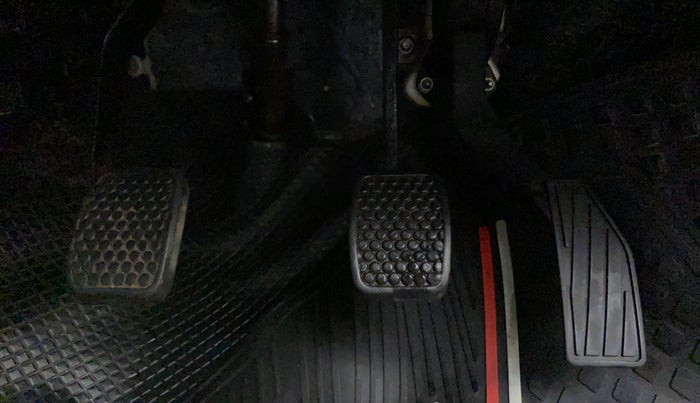 2019 Maruti Alto 800 LXI, Petrol, Manual, 23,204 km, Pedals