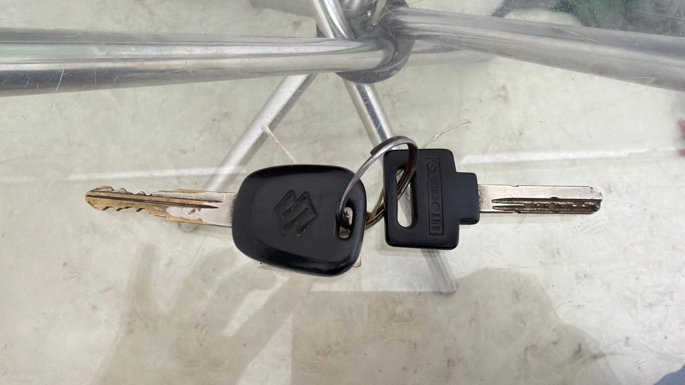 2016 Maruti Wagon R 1.0 LXI CNG, CNG, Manual, 98,153 km, Key Close Up