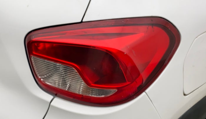 2017 Renault Kwid RXT 0.8, Petrol, Manual, 34,424 km, Right tail light - Minor scratches