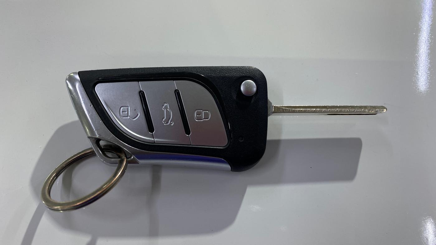 2015 Hyundai Verna 1.6 VTVT S, Petrol, Manual, 66,673 km, Key Close Up