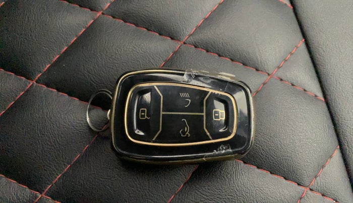 2021 Tata NEXON XZA PLUS PETROL, Petrol, Automatic, 54,380 km, Key Close Up