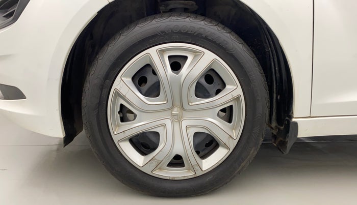 2022 Tata ALTROZ XM PLUS DIESEL, Diesel, Manual, 17,335 km, Left Front Wheel