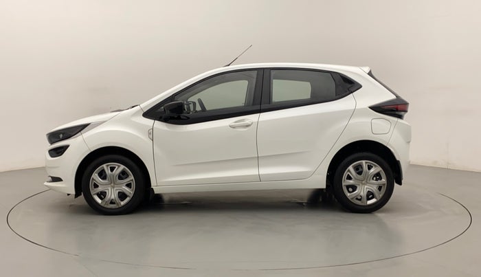 2022 Tata ALTROZ XM PLUS DIESEL, Diesel, Manual, 17,335 km, Left Side