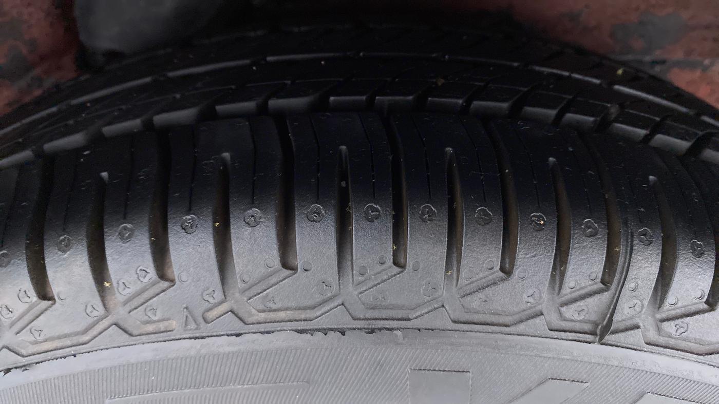 2010 Hyundai i10 MAGNA 1.2, Petrol, Manual, 48,124 km, Left Rear Tyre Tread