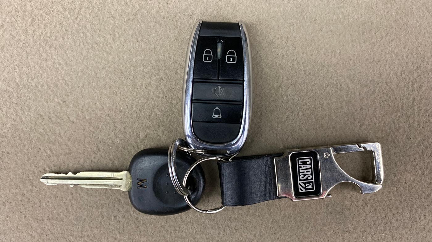 2010 Hyundai i10 MAGNA 1.2, Petrol, Manual, 48,124 km, Key Close Up