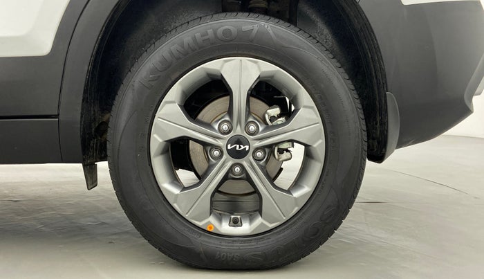 2022 KIA SELTOS HTK PLUS AT 1.5 DIESEL, Diesel, Automatic, 7,547 km, Left Rear Wheel