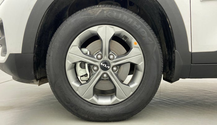 2022 KIA SELTOS HTK PLUS AT 1.5 DIESEL, Diesel, Automatic, 7,547 km, Left Front Wheel