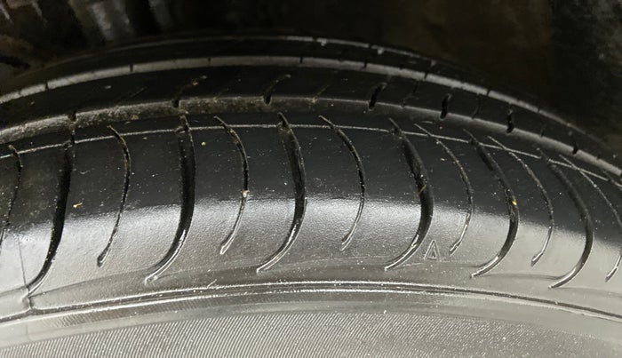 2022 KIA SELTOS HTK PLUS AT 1.5 DIESEL, Diesel, Automatic, 7,547 km, Left Front Tyre Tread