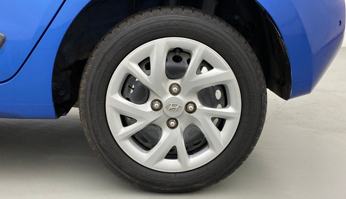 2020 Hyundai Grand i10 SPORTZ 1.2 KAPPA VTVT, Petrol, Manual, 16,831 km, Left Rear Wheel