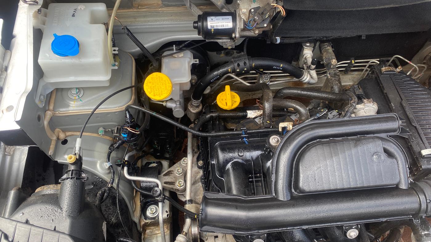 2019 Renault Kwid RXT 1.0 AMT (O), Petrol, Automatic, 79,895 km, Engine View - Right