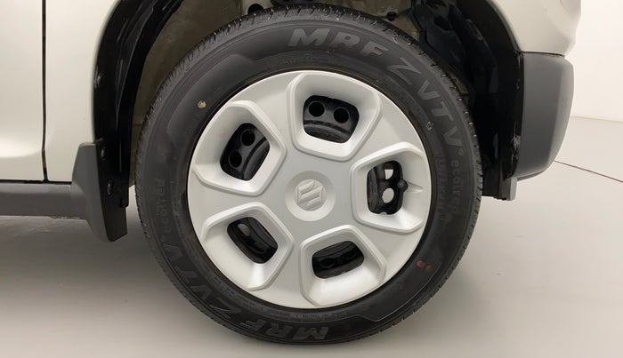 2020 Maruti S PRESSO VXI PLUS AGS, Petrol, Automatic, 9,585 km, Right Front Wheel