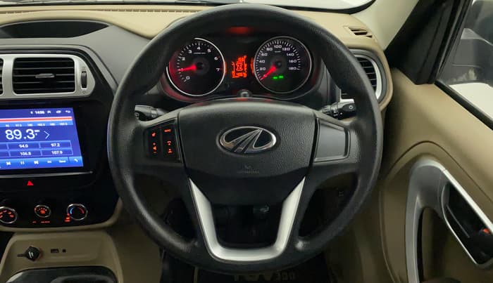 2017 Mahindra TUV300 T8, Diesel, Manual, 48,676 km, Steering Wheel Close Up