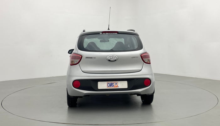 2018 Hyundai Grand i10 SPORTZ 1.2 KAPPA VTVT, Petrol, Manual, Back/Rear
