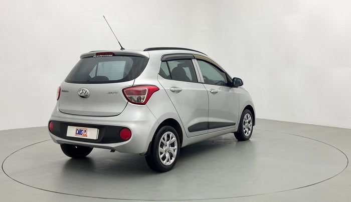 2018 Hyundai Grand i10 SPORTZ 1.2 KAPPA VTVT, Petrol, Manual, Right Back Diagonal