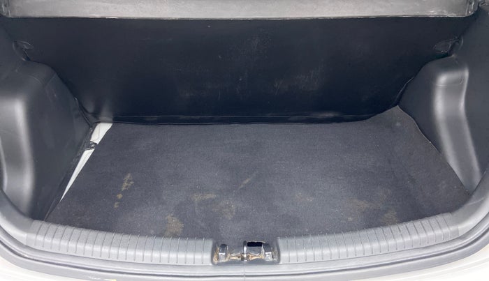 2018 Hyundai Grand i10 SPORTZ 1.2 KAPPA VTVT, Petrol, Manual, Boot Inside