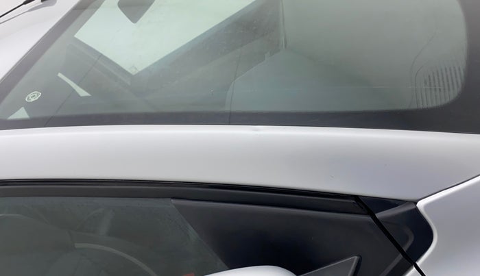 2020 Renault TRIBER RXL MT, Petrol, Manual, 31,090 km, Right A pillar - Slightly dented