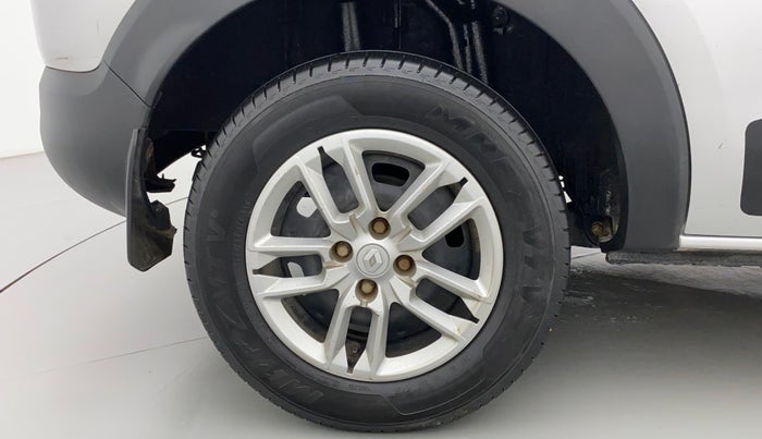 2020 Renault TRIBER RXL MT, Petrol, Manual, 31,090 km, Right Rear Wheel