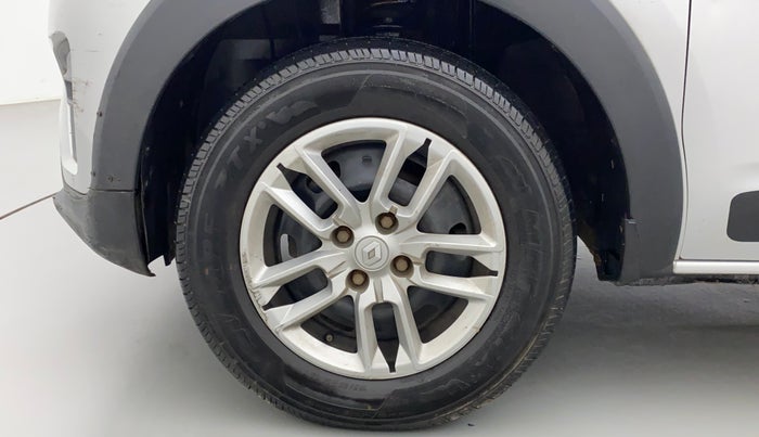 2020 Renault TRIBER RXL MT, Petrol, Manual, 31,090 km, Left Front Wheel