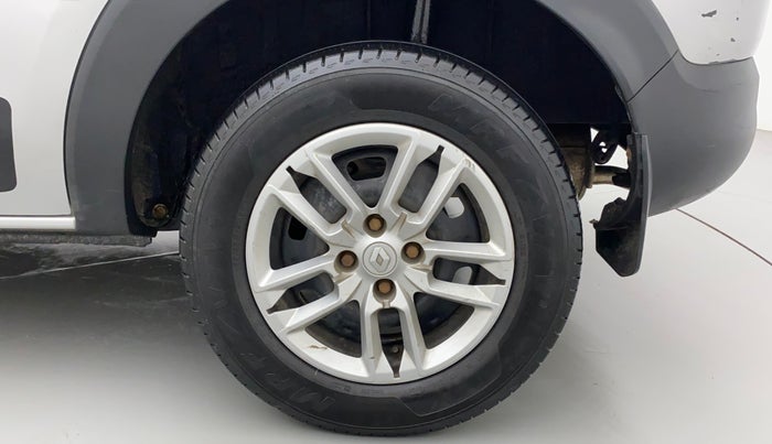 2020 Renault TRIBER RXL MT, Petrol, Manual, 31,090 km, Left Rear Wheel