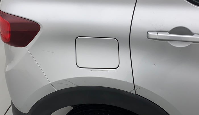 2020 Renault TRIBER RXL MT, Petrol, Manual, 31,090 km, Right quarter panel - Minor scratches