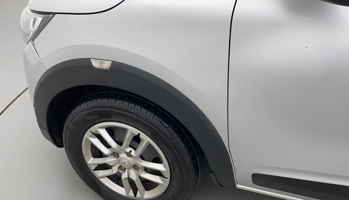 2020 Renault TRIBER RXL MT, Petrol, Manual, 31,090 km, Left fender - Slightly dented