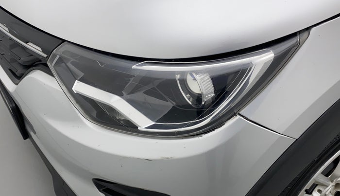 2020 Renault TRIBER RXL MT, Petrol, Manual, 31,090 km, Right headlight - Minor scratches