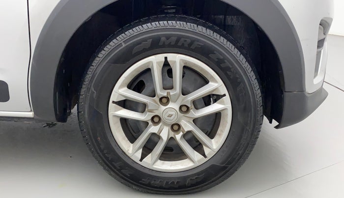 2020 Renault TRIBER RXL MT, Petrol, Manual, 31,090 km, Right Front Wheel