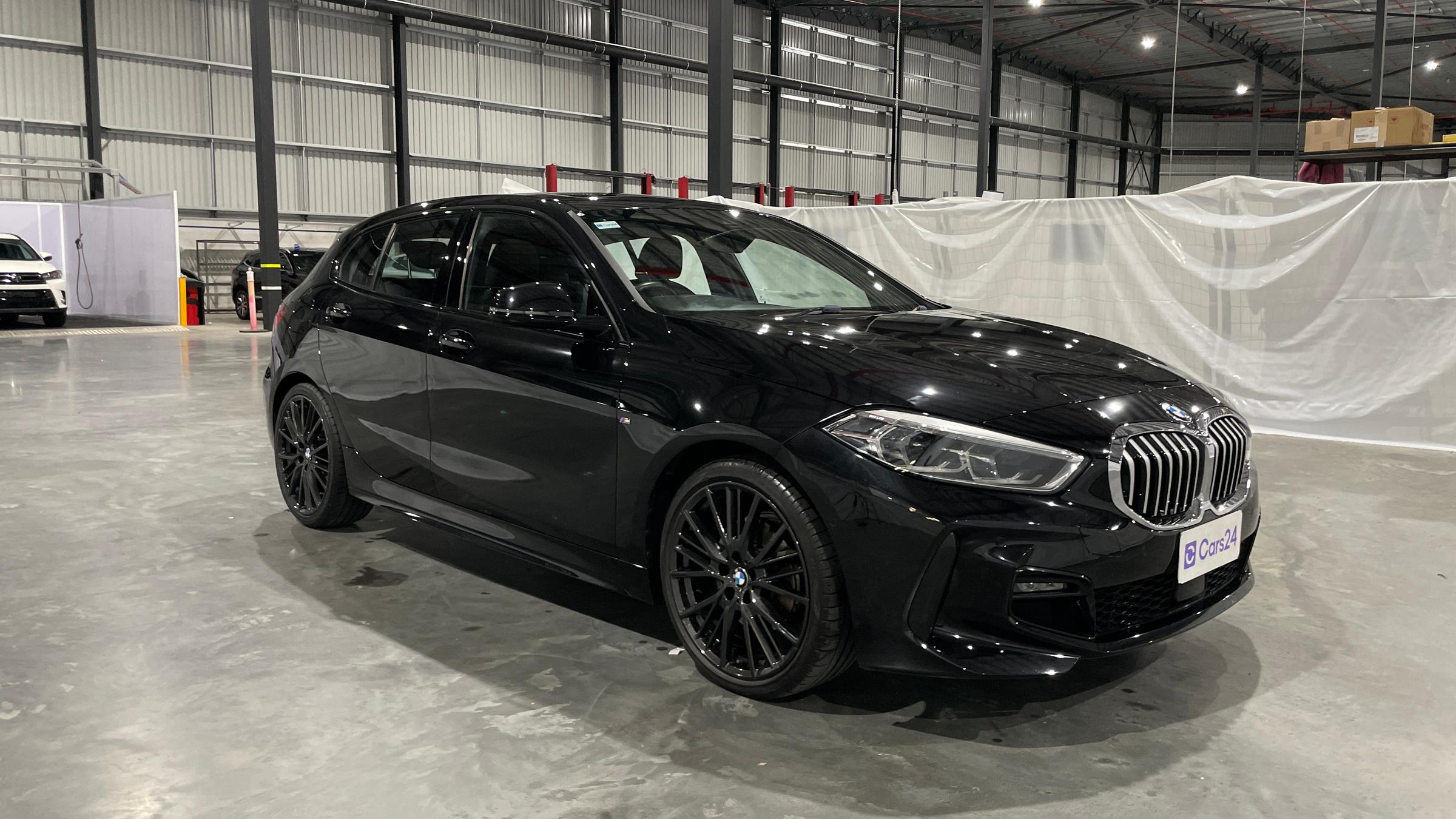 BMW 1 image