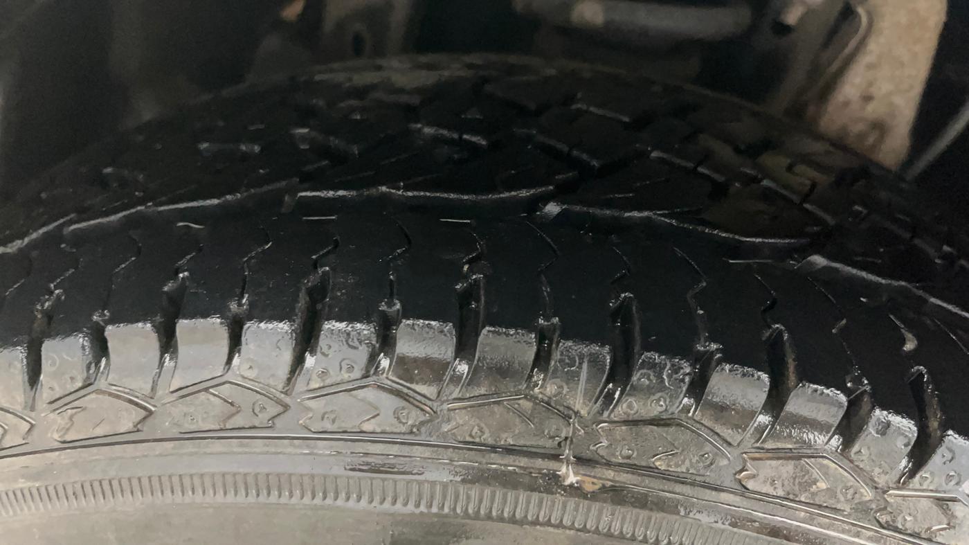 2019 Mahindra MARAZZO M4 7 STR, Diesel, Manual, 71,260 km, Left Front Tyre Tread