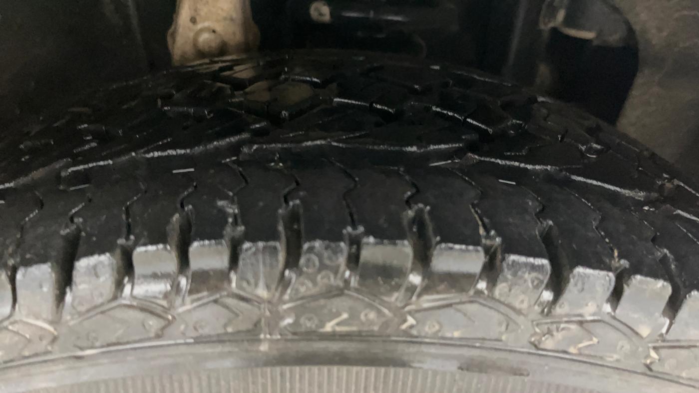 2019 Mahindra MARAZZO M4 7 STR, Diesel, Manual, 71,260 km, Right Front Tyre Tread